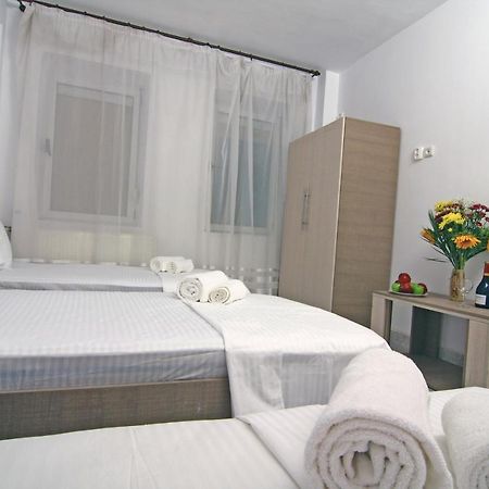 Nirvana Accommodation Bukarest Kültér fotó