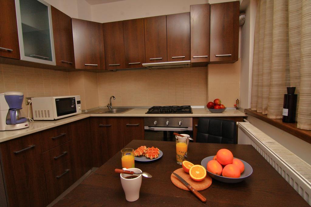 Nirvana Accommodation Bukarest Kültér fotó