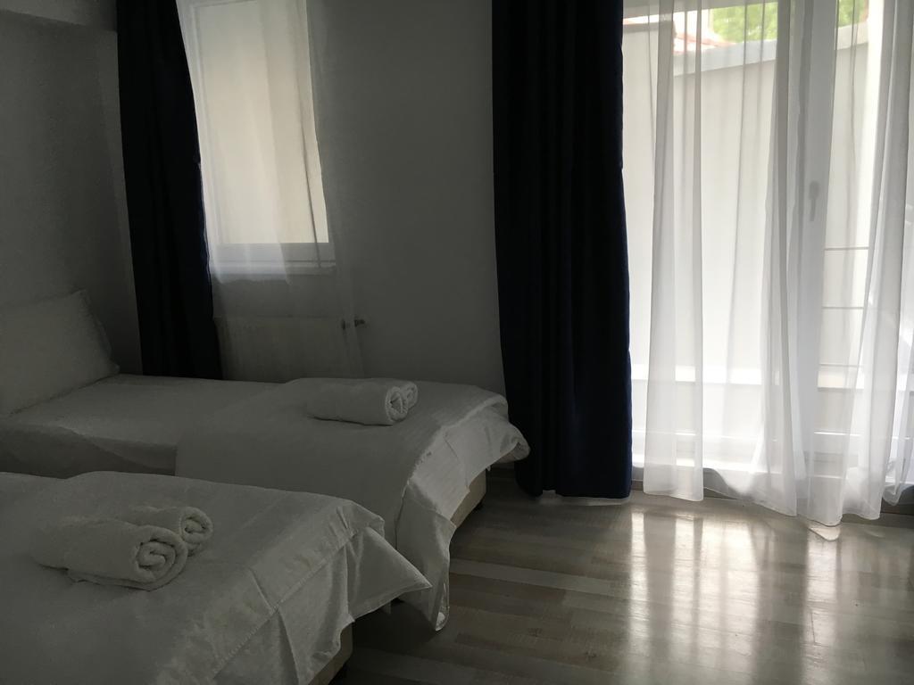 Nirvana Accommodation Bukarest Kültér fotó