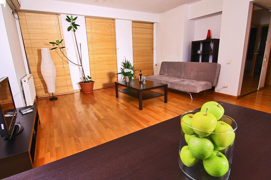 Nirvana Accommodation Bukarest Kültér fotó