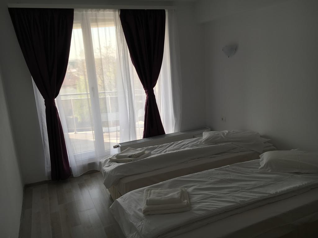 Nirvana Accommodation Bukarest Kültér fotó