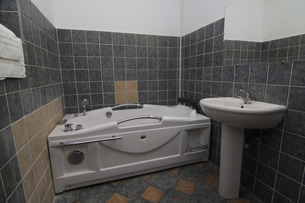 Nirvana Accommodation Bukarest Kültér fotó