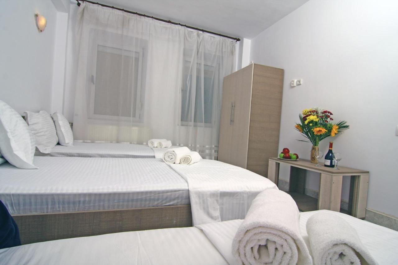 Nirvana Accommodation Bukarest Kültér fotó