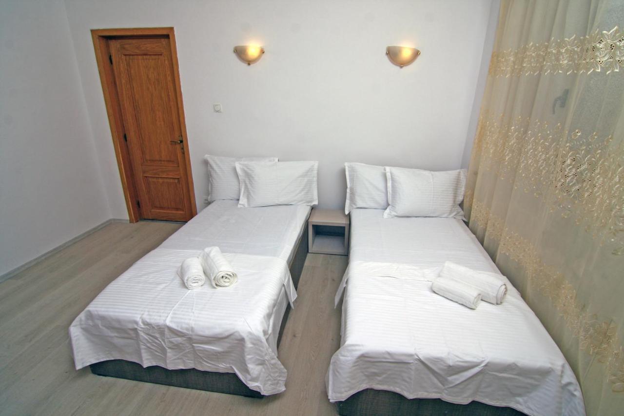 Nirvana Accommodation Bukarest Kültér fotó