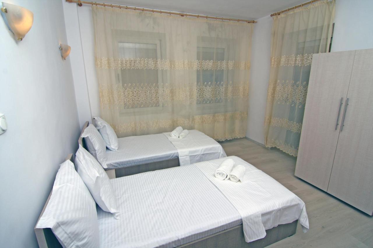 Nirvana Accommodation Bukarest Kültér fotó