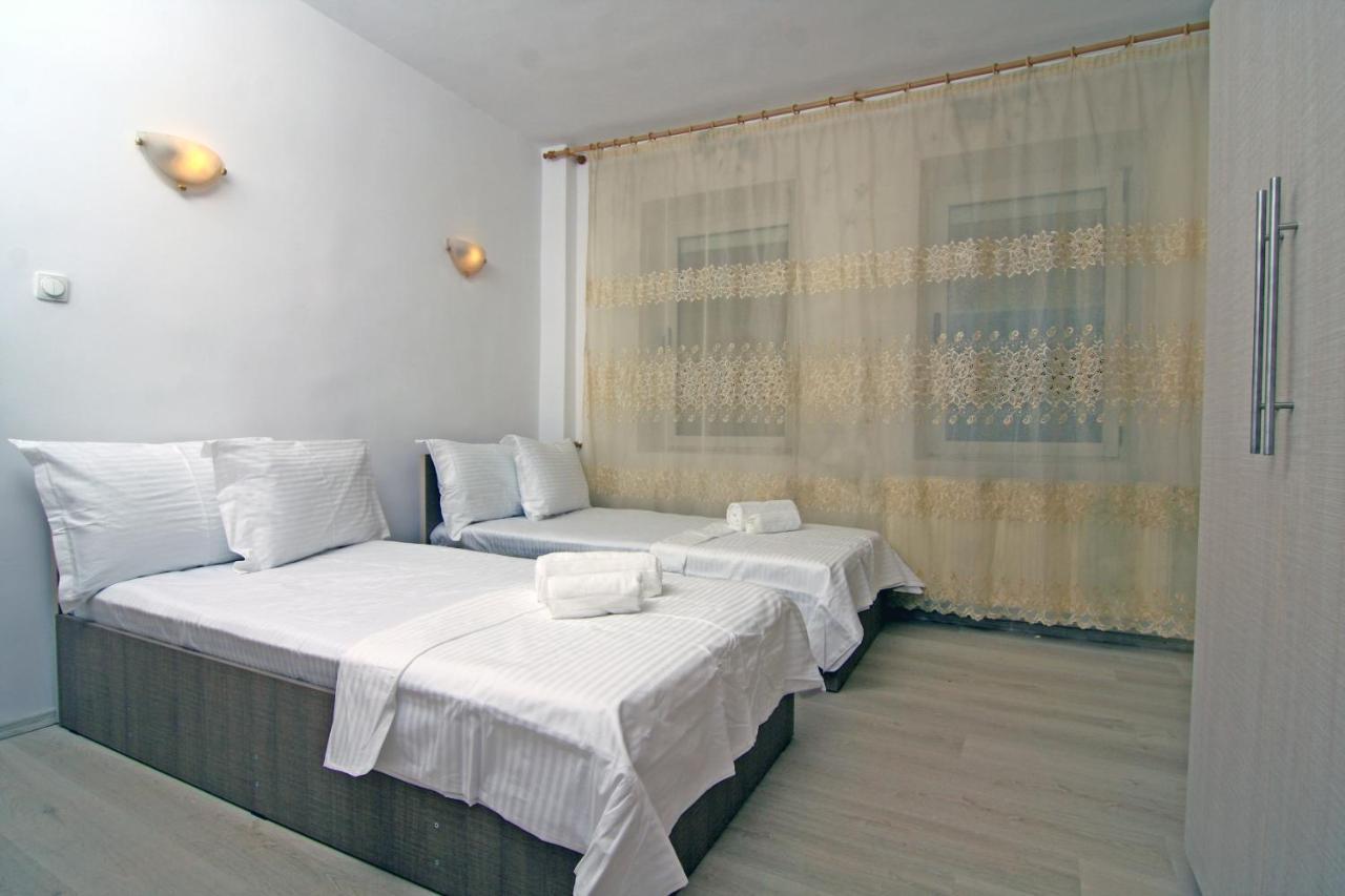Nirvana Accommodation Bukarest Kültér fotó